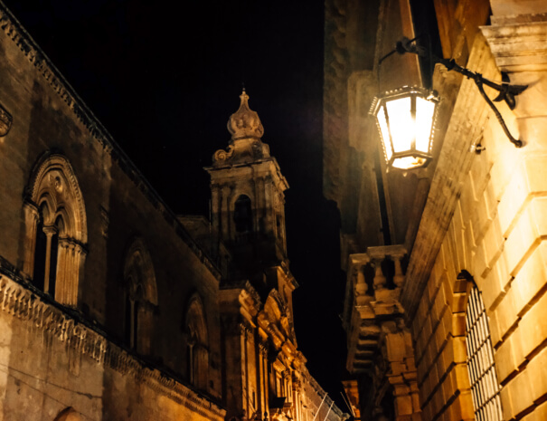 Streets of Mdina at night